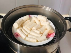 奶香蓝莓山药泥