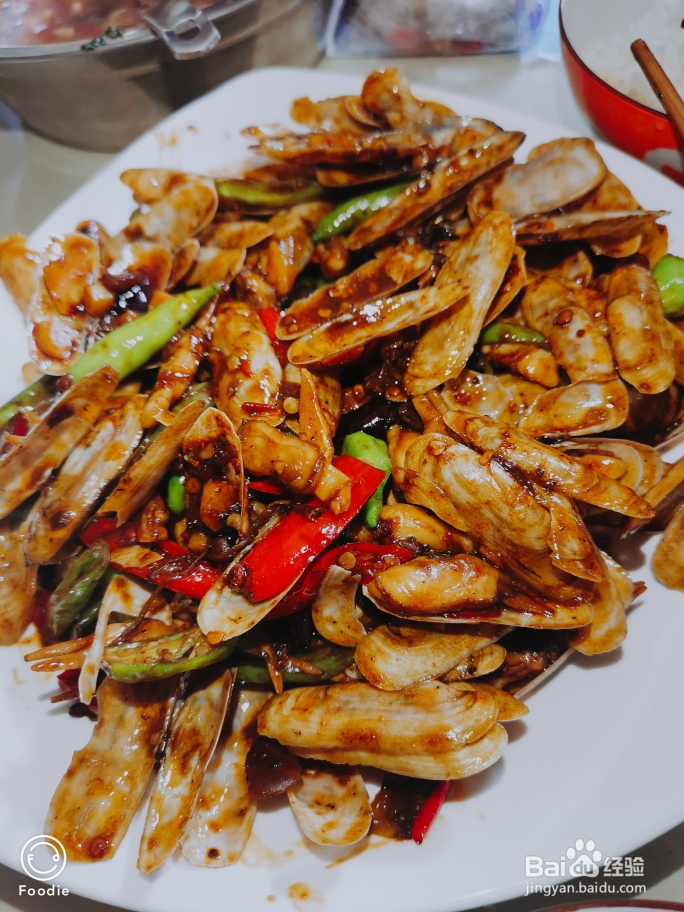 好吃不腻的秘制麻辣酱爆蛏子
