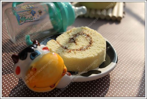 椰汁巧克力酱戚风卷