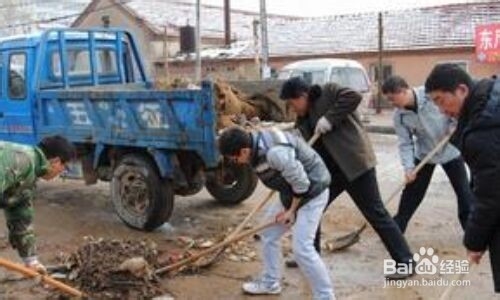 村干部应该怎样治理、发展农村