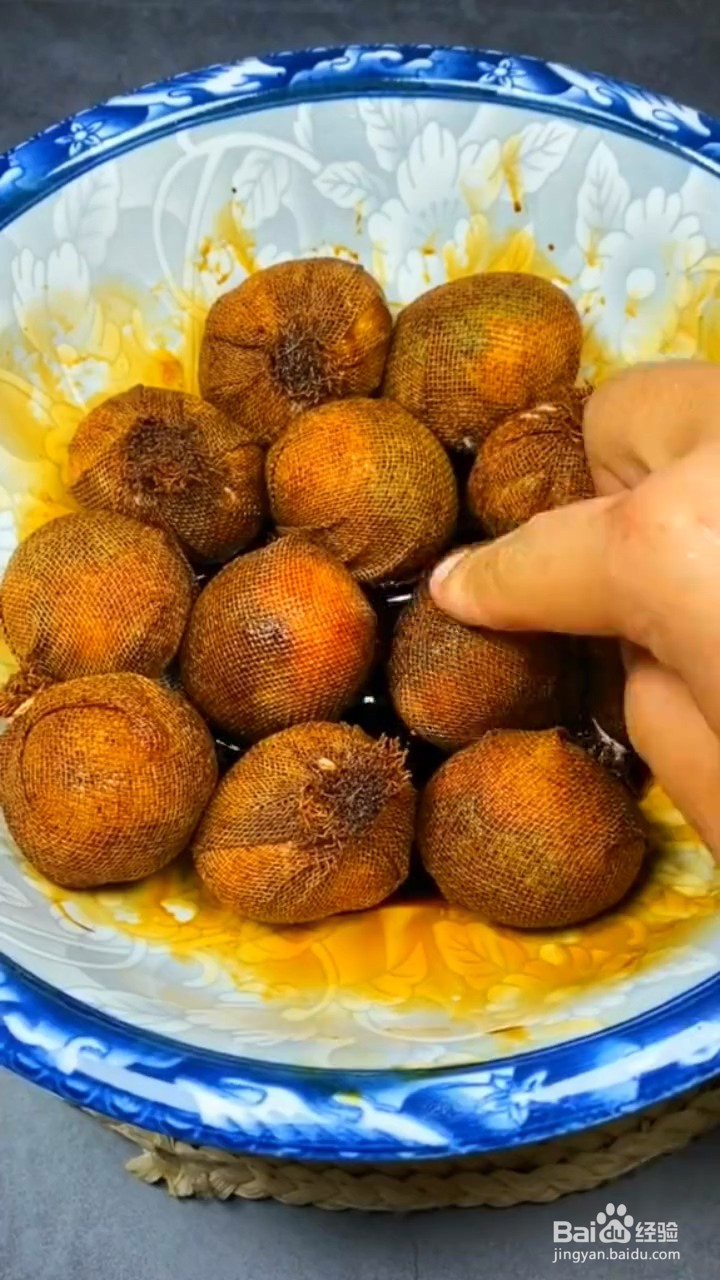 如何制作纹身卤蛋