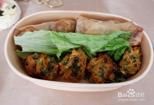 卡通便当—亲亲米奇米妮怎么做?