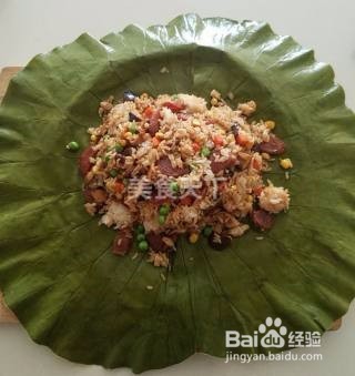 如何制作一份美味可口的荷叶饭