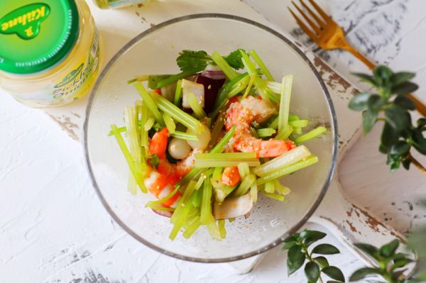 清爽低脂凉拌菜之凉拌虾仁芹菜