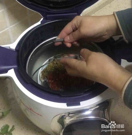 家庭版的清蒸鲈鱼来啦，好看又好吃