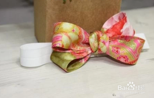 如何用布料做大蝴蝶结