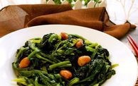 自制果仁菠菜