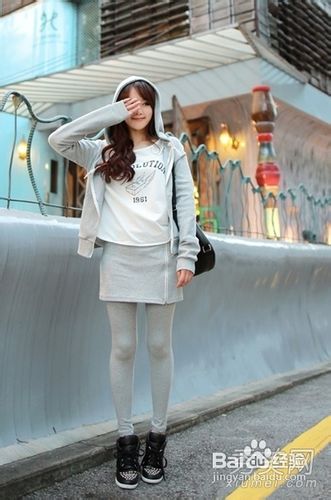 微胖女孩穿衣搭配 个性卫衣潮搭显瘦