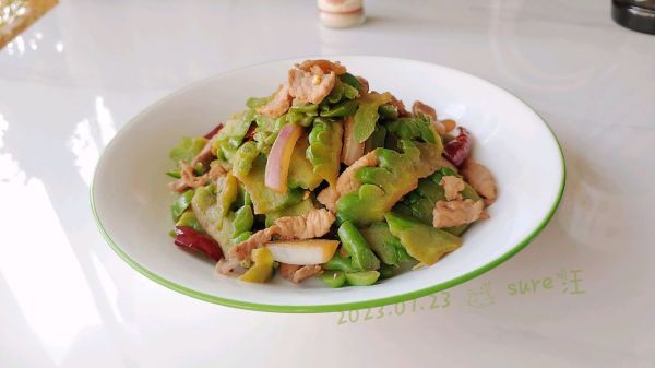 四味生炒苦瓜肉