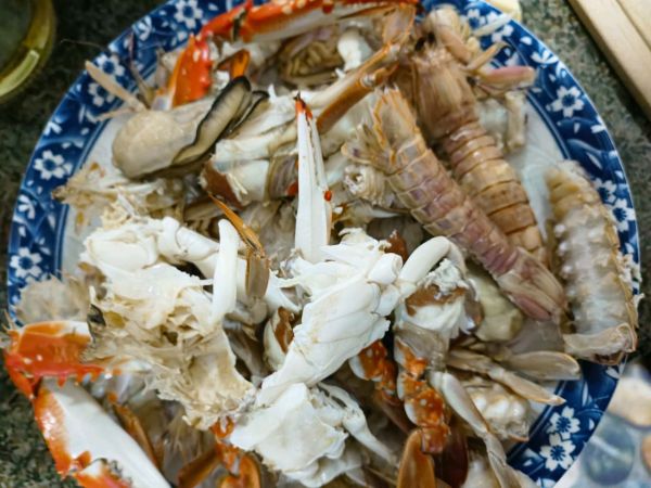 麻辣香锅虾爬子螃蟹