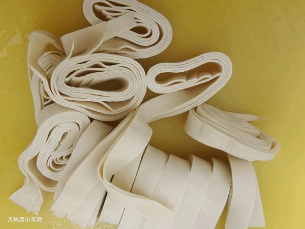 鸡汁尖椒干豆腐