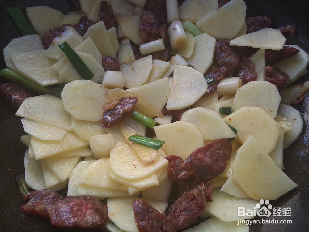 土豆片炒腊肠