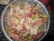 咸鱼花生蒸五花肉的做法