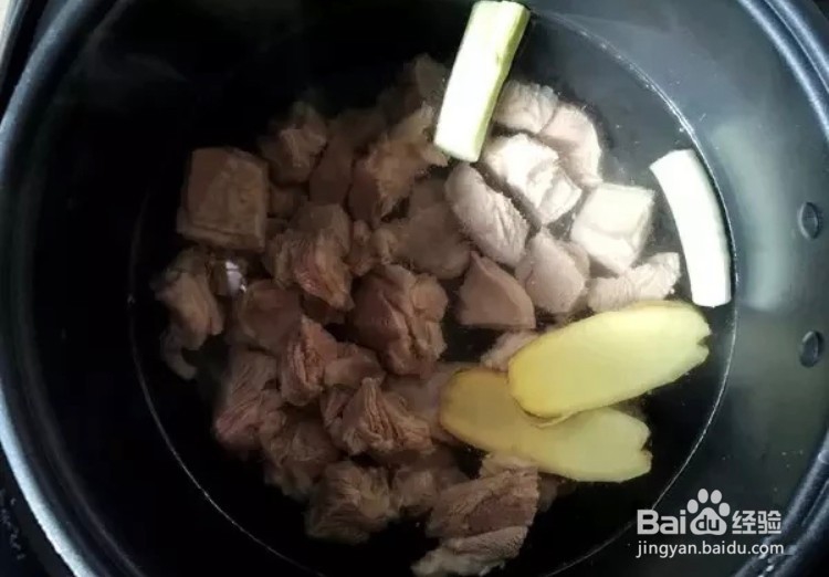 冬季滋补菜肴——萝卜炖羊肉