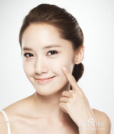 享受肌断食的晚间护肤时光