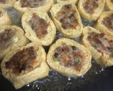 美味的酿豆腐泡