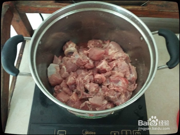 #美食#如何做茶树菇炖排骨呢?