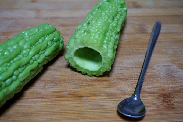 蜜汁红枣酿苦瓜