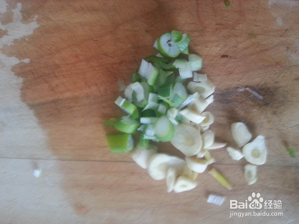 如何炒菜_炒青椒