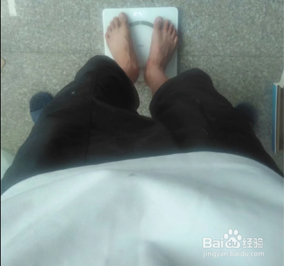 荣耀体脂称使用方法