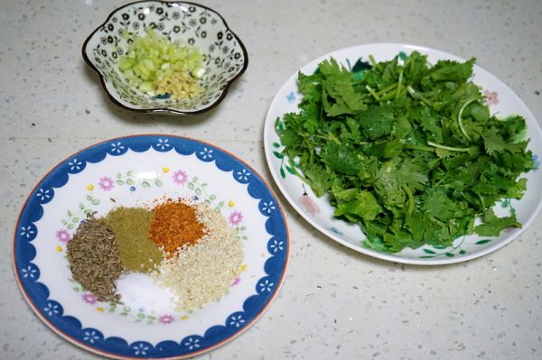 喷香孜然羊肉粒