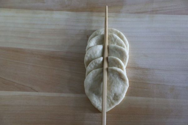 淡奶油玫瑰花面包