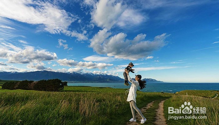 学会这些技巧可以使我们拍的旅游照更好看。