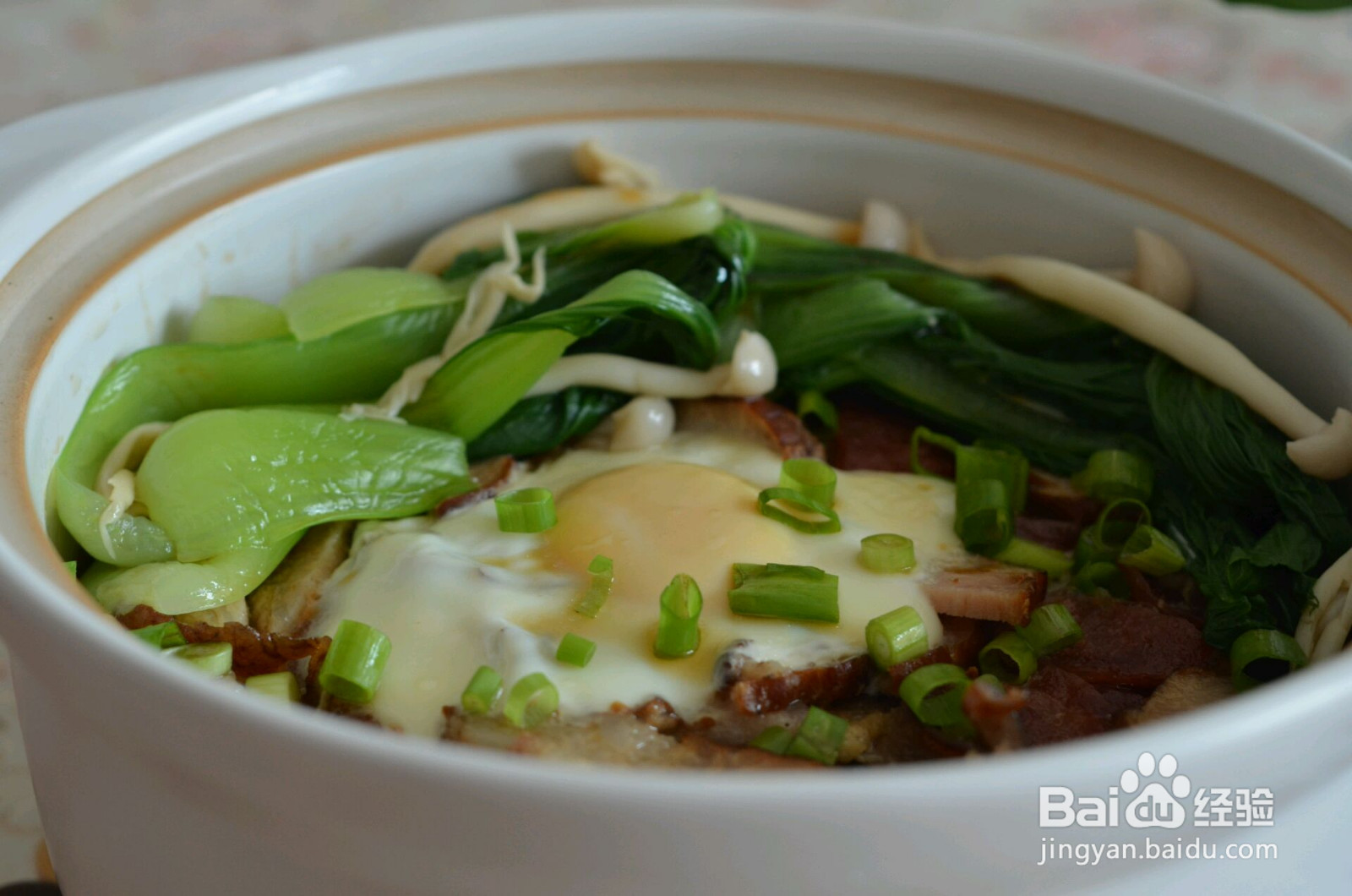 腊味煲仔饭的做法