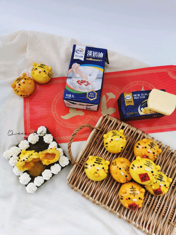 爆汁新年流沙包