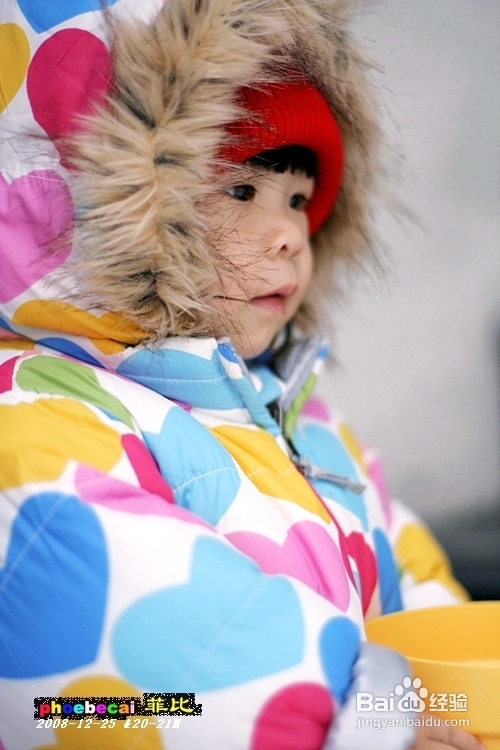 雪中宝贝俏表情(组图)