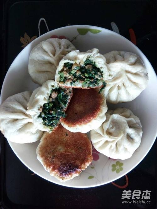 猪肉苦菜水煎包