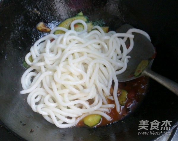 羊肉烩乌冬面