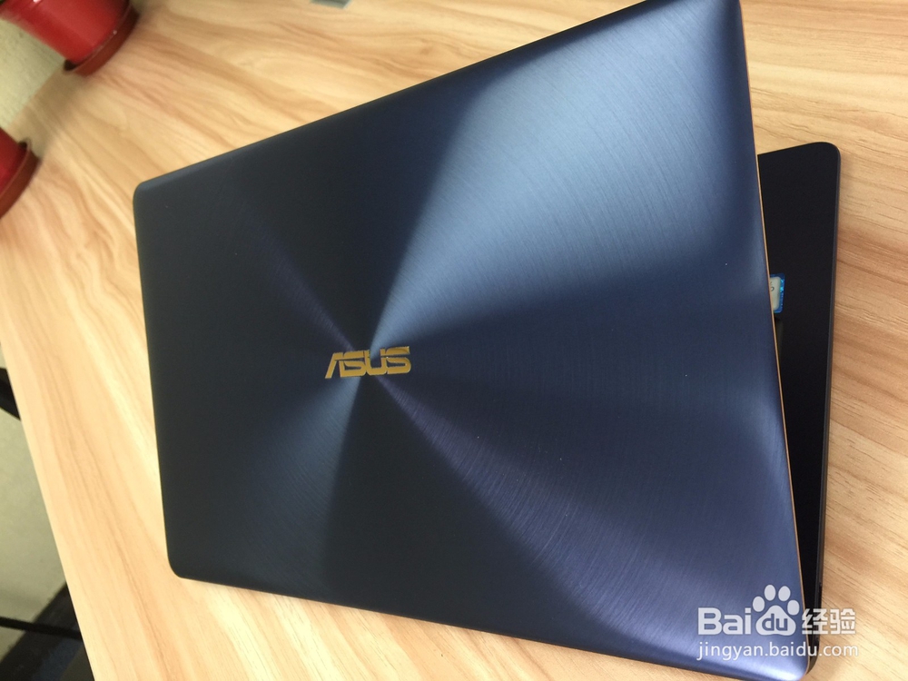 华硕灵耀3 Deluxe开箱