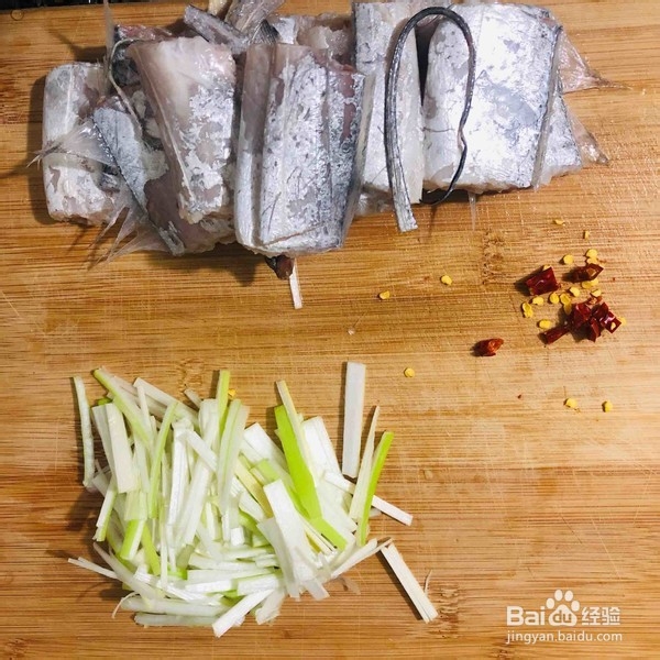 红烧带鱼的做法