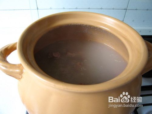 一碗好水靓汤--小排苦瓜盅的做法