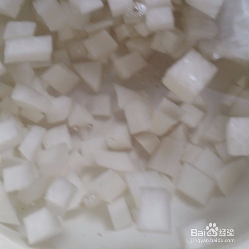 秋季止咳去燥萝卜梨水