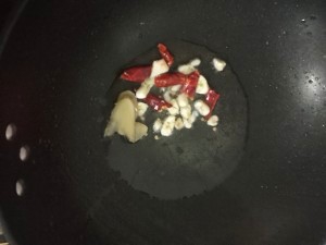 辣椒炒驴肉怎么做