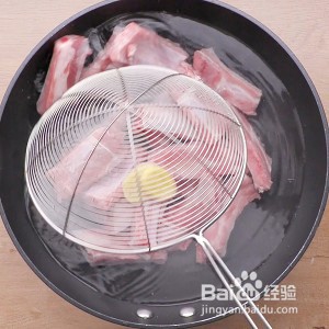 土豆烧排骨怎么做