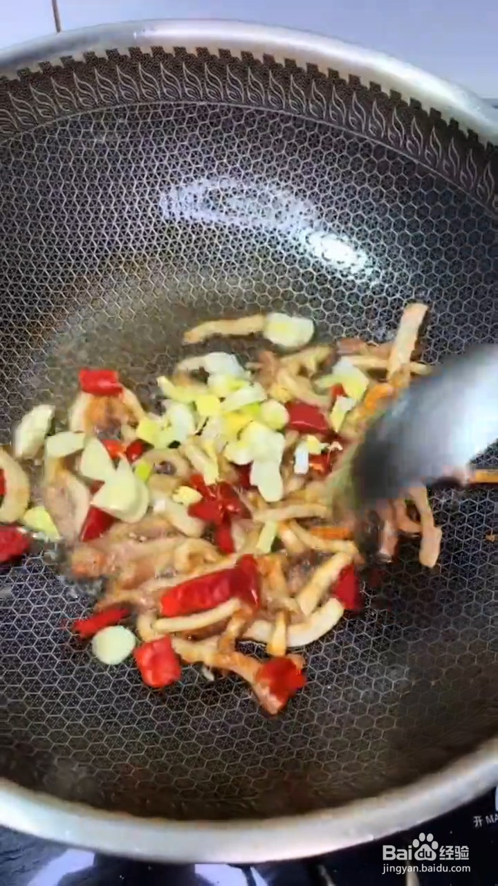 怎么做辣炒腐竹