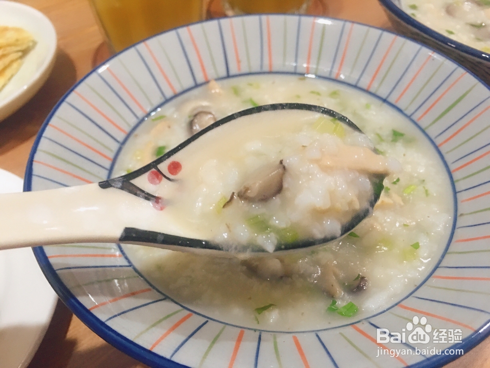 非常简单的香菇鸡肉粥
