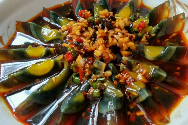 隔夜的皮蛋还能吃吗