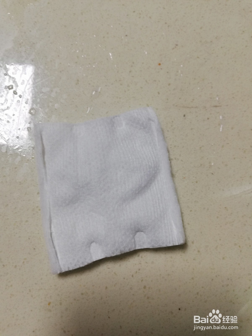 清洗冰箱密封条的小窍门