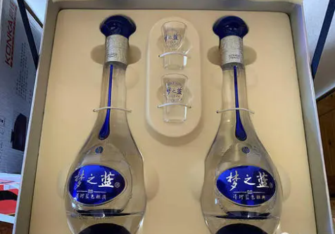 梦之蓝盒子拉环怎么开