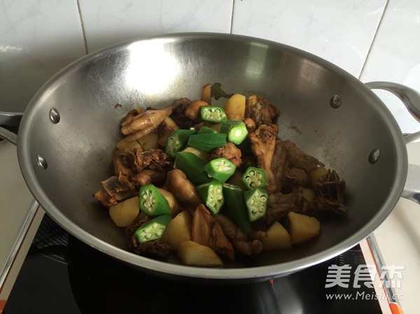 秋葵土豆鸡块