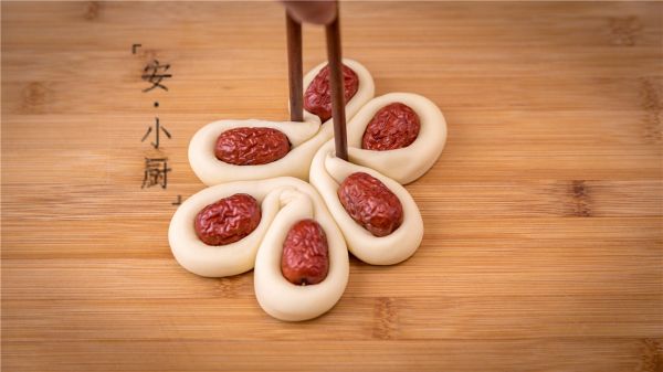 蒸蒸日上枣花馍