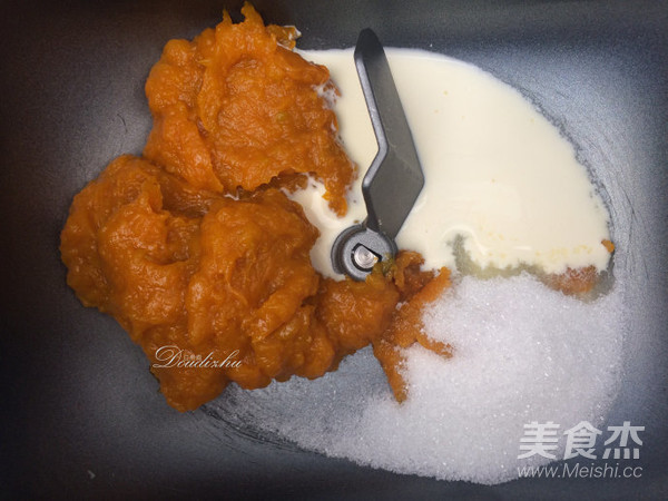 万圣节南瓜面具面包