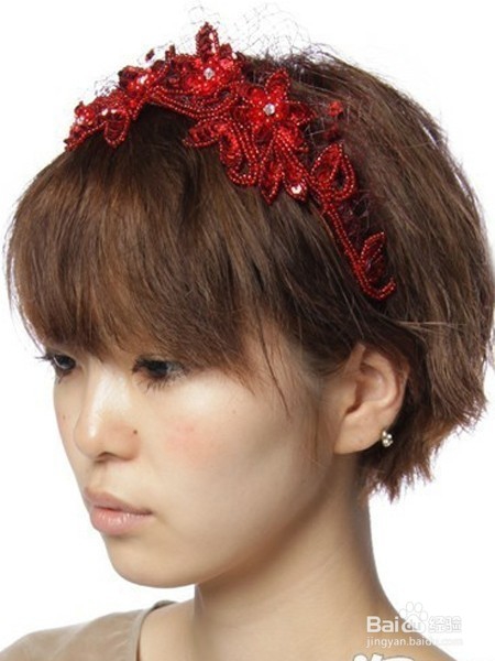 时尚女生就要学会玩转发饰