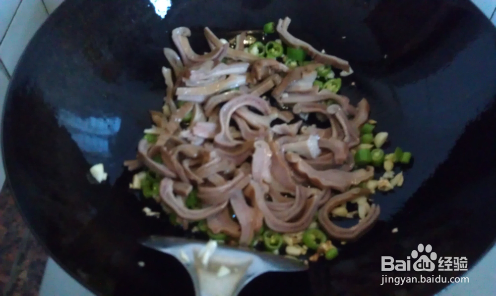 辣的开怀痛快--泡菜肚条