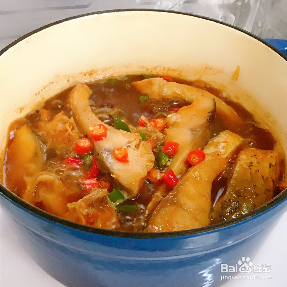 怎么做奥尔良啤酒焖鱼?