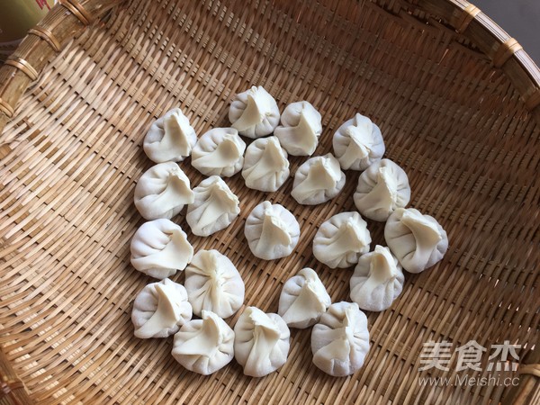 猪肉白菜香菇饺子